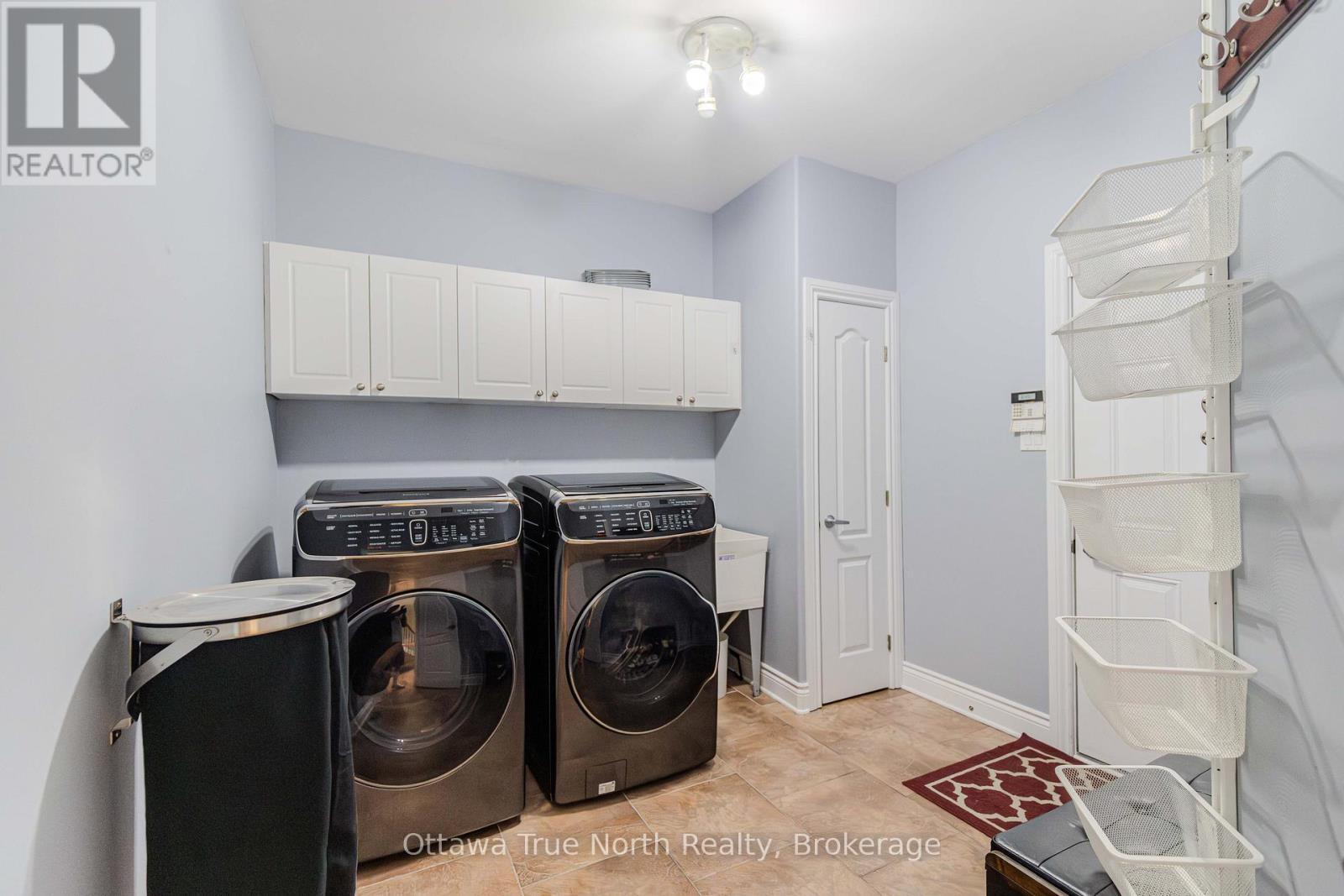 507 Kochar Drive, Ottawa, ON