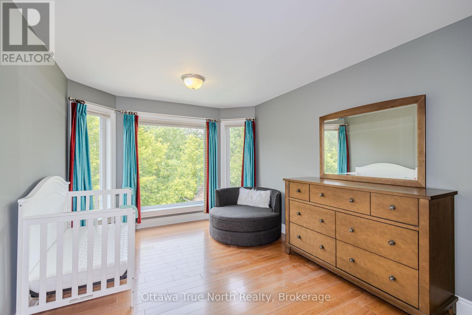 507 Kochar Drive, Ottawa, ON