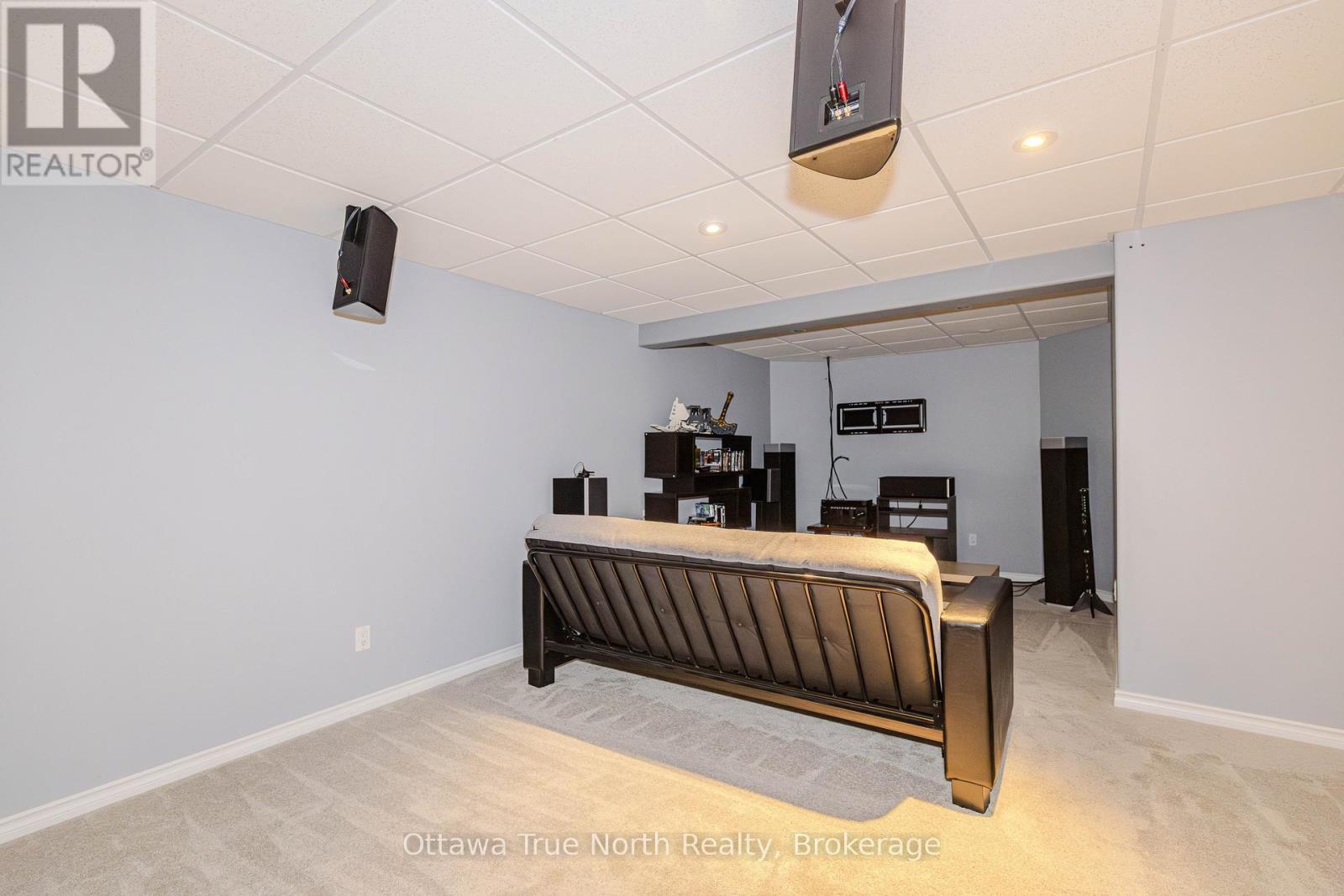 507 Kochar Drive, Ottawa, ON