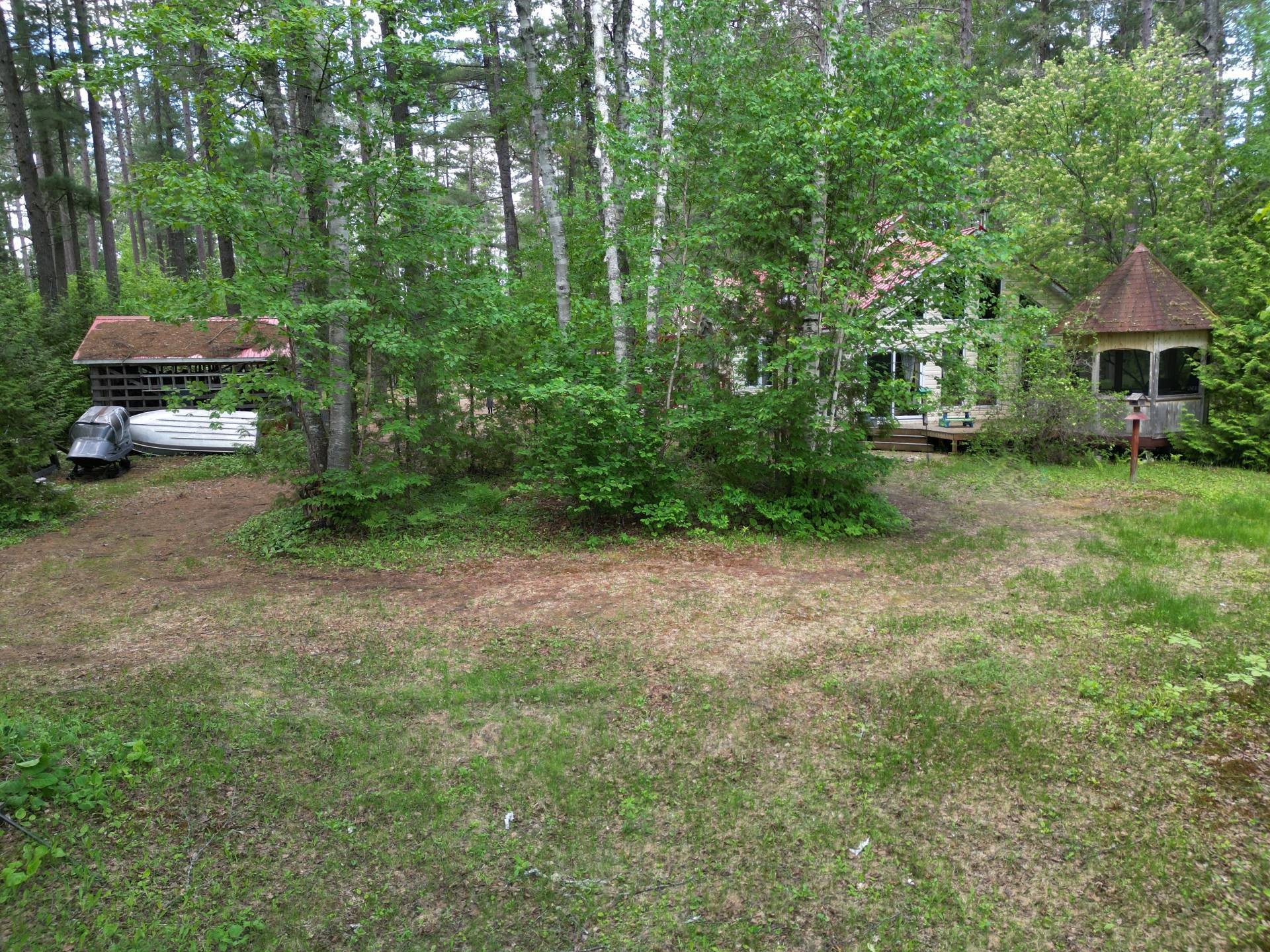 Courtyard - 997 Ch. Baie-Mcadam, Laniel, QC