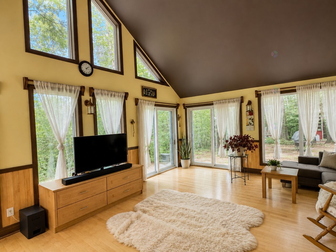 Living Room - 997 Ch. Baie-Mcadam, Laniel, QC