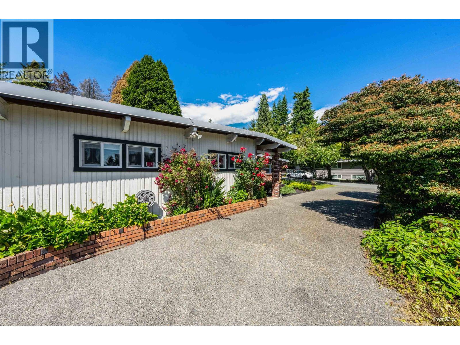 529 Appian Way, Coquitlam, BC