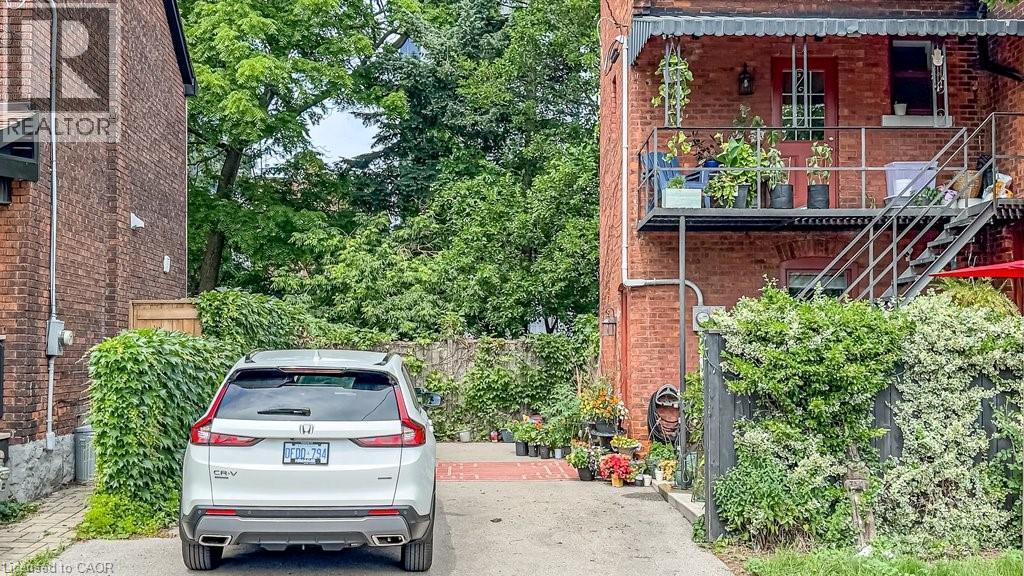 146 Forest Avenue, Hamilton, ON
