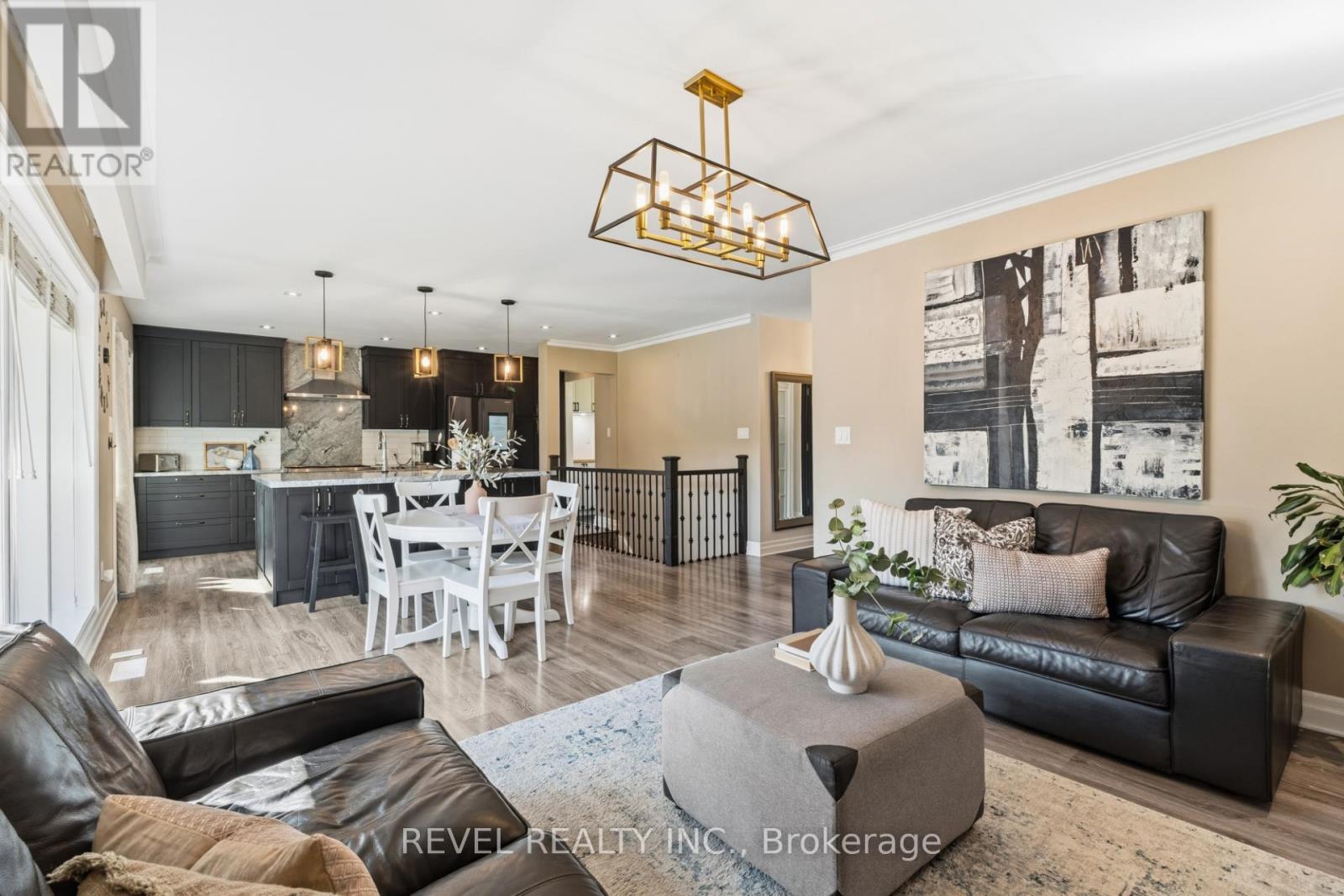 1648 Crediton Parkway, Mississauga, ON