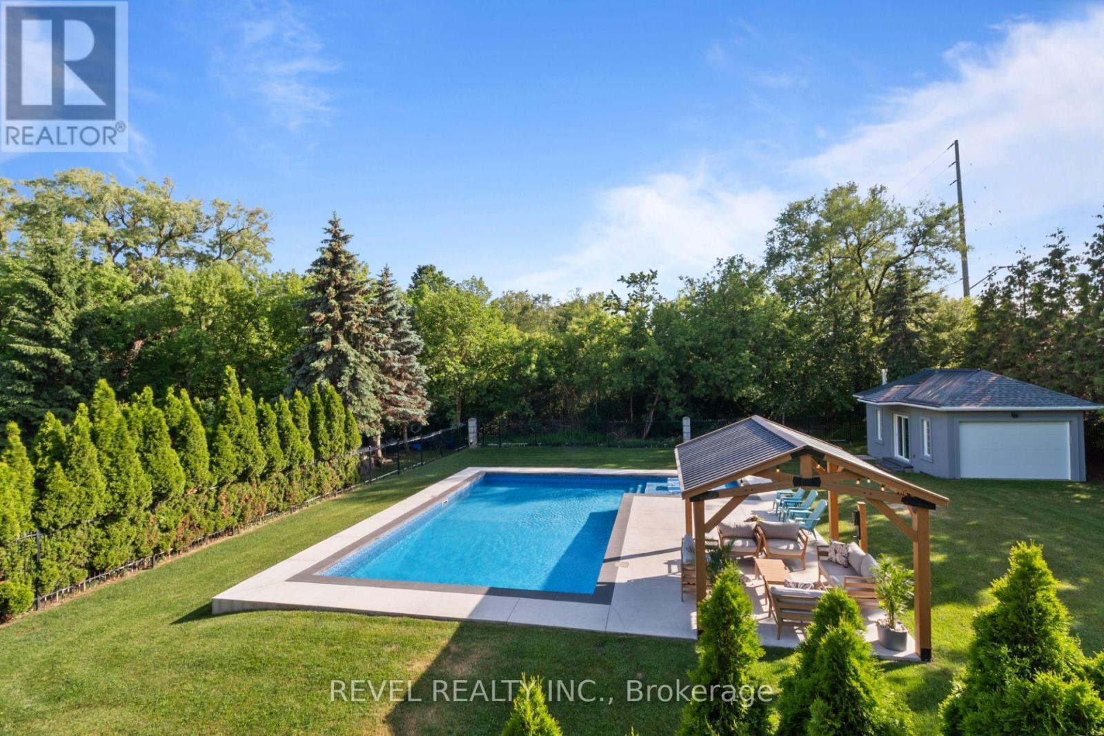 1648 Crediton Parkway, Mississauga, ON