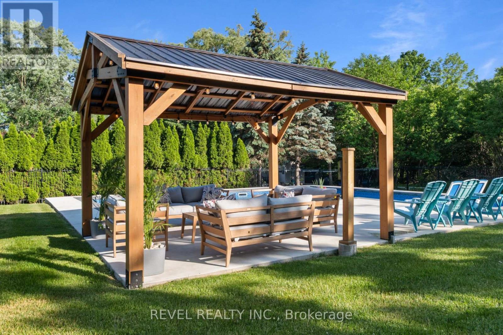 1648 Crediton Parkway, Mississauga, ON