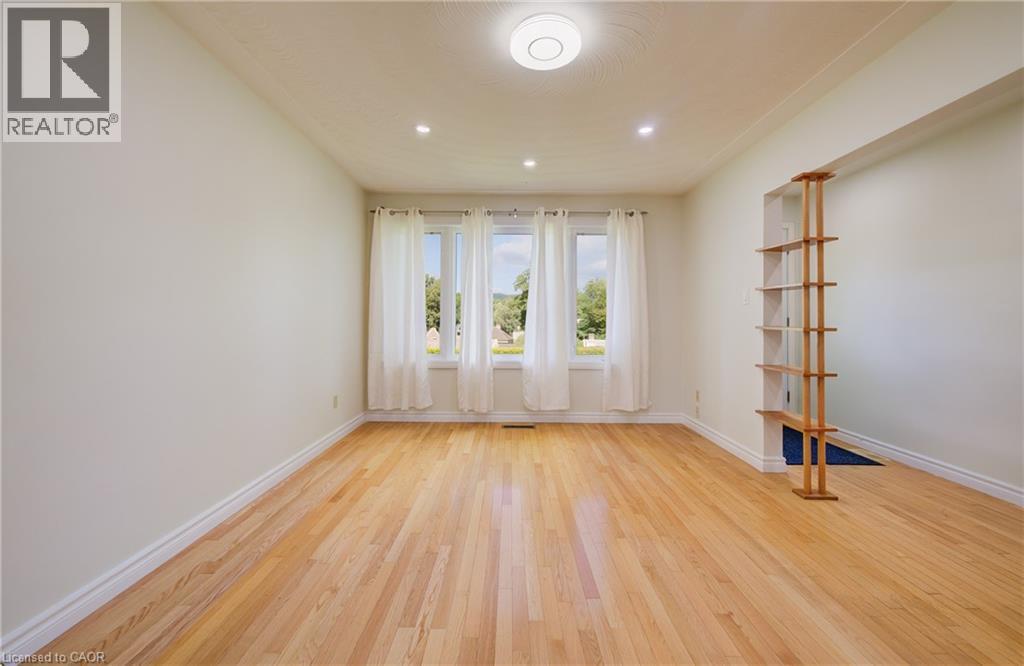 543 Glen Forrest Boulevard, Waterloo, ON - Indoor Photo Showing Other Room