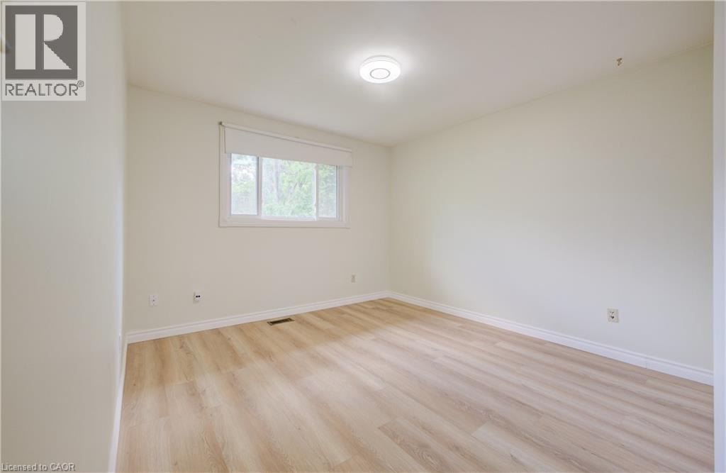 543 Glen Forrest Boulevard, Waterloo, ON - Indoor Photo Showing Other Room