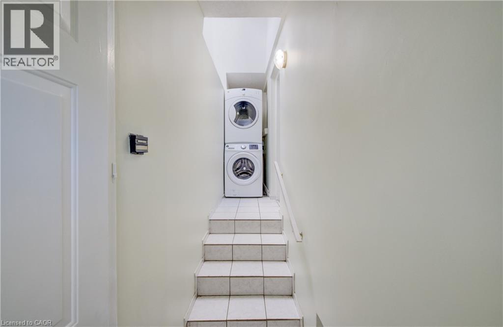 543 Glen Forrest Boulevard, Waterloo, ON - Indoor Photo Showing Laundry Room