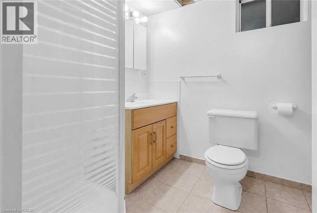543 Glen Forrest Boulevard, Waterloo, ON - Indoor Photo Showing Bathroom