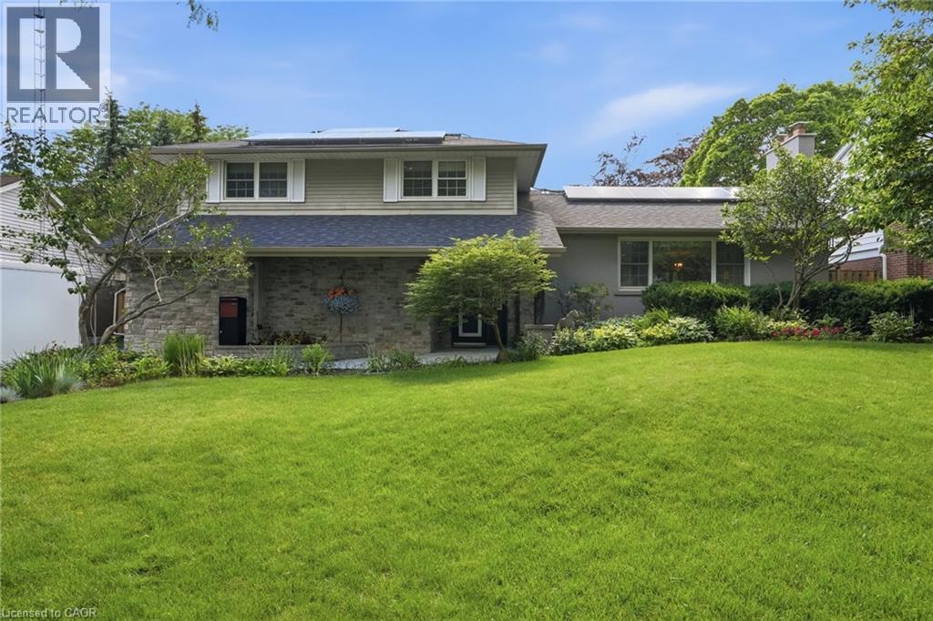 1321 Fairway Court, Burlington, ON