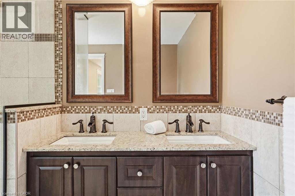 1321 Fairway Court, Burlington, ON