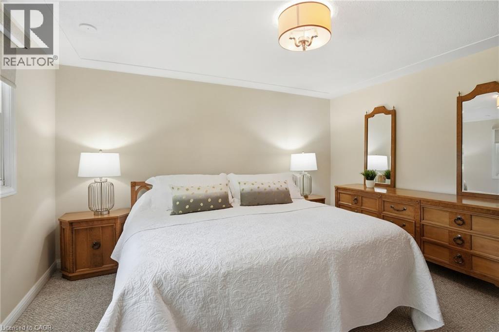 1321 Fairway Court, Burlington, ON