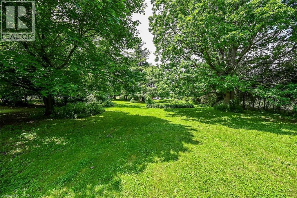 837 Smith Road, Ancaster, ON