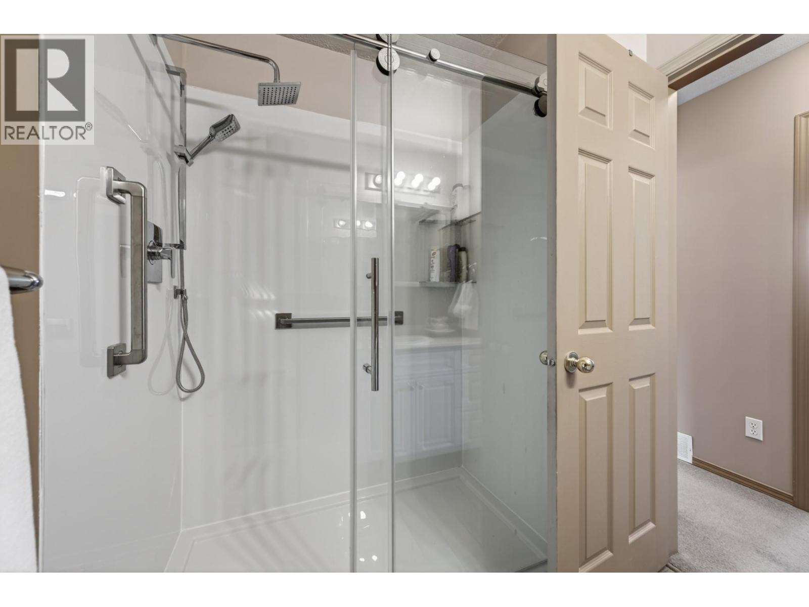 1106 Maclean Crescent, Cache Creek, BC - Indoor Photo Showing Bathroom