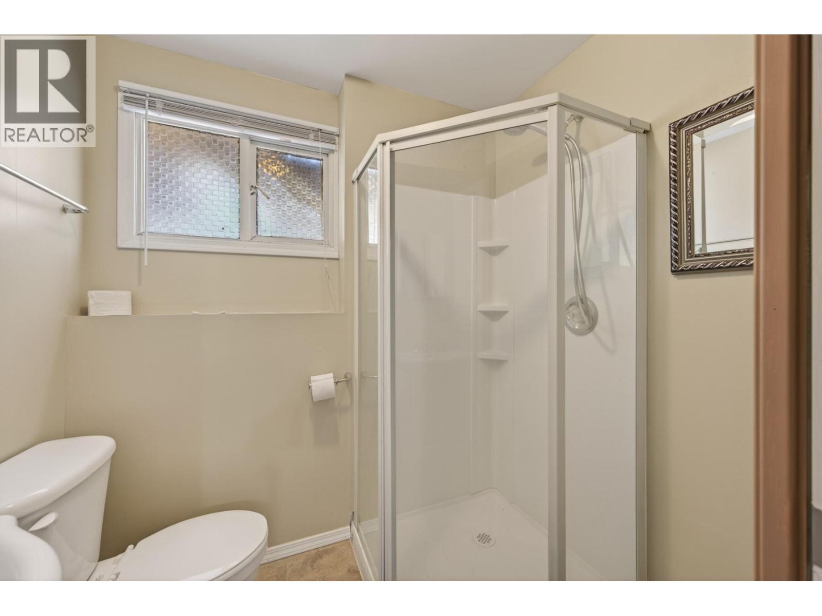 1106 Maclean Crescent, Cache Creek, BC - Indoor Photo Showing Bathroom