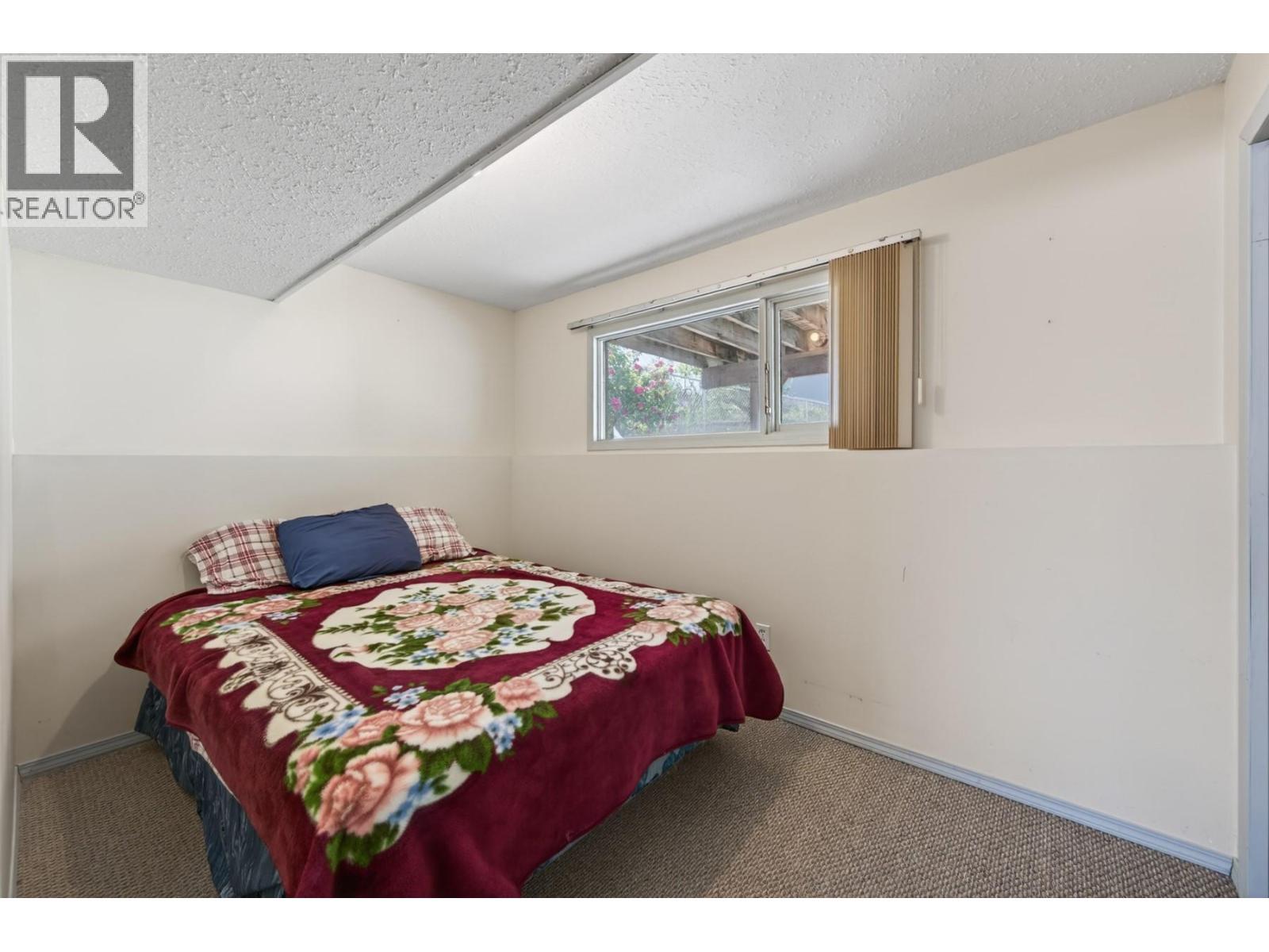 1106 Maclean Crescent, Cache Creek, BC - Indoor Photo Showing Bedroom