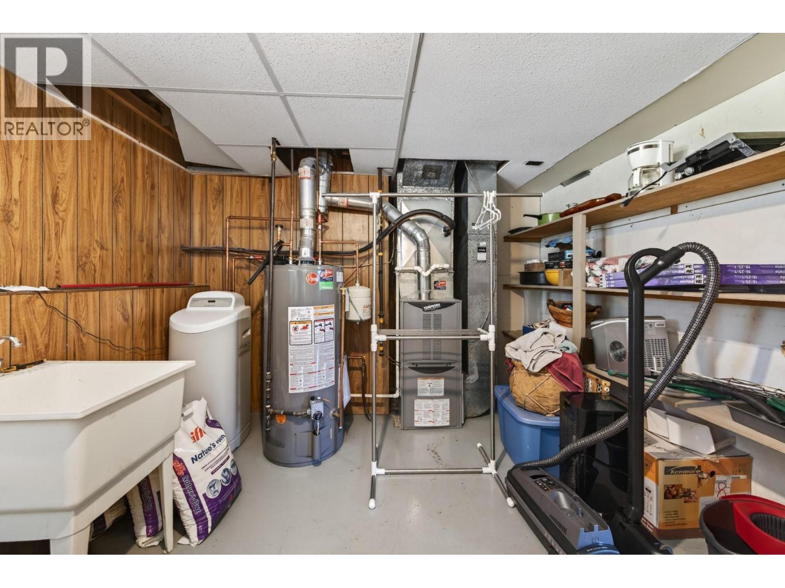 1106 Maclean Crescent, Cache Creek, BC - Indoor Photo Showing Basement
