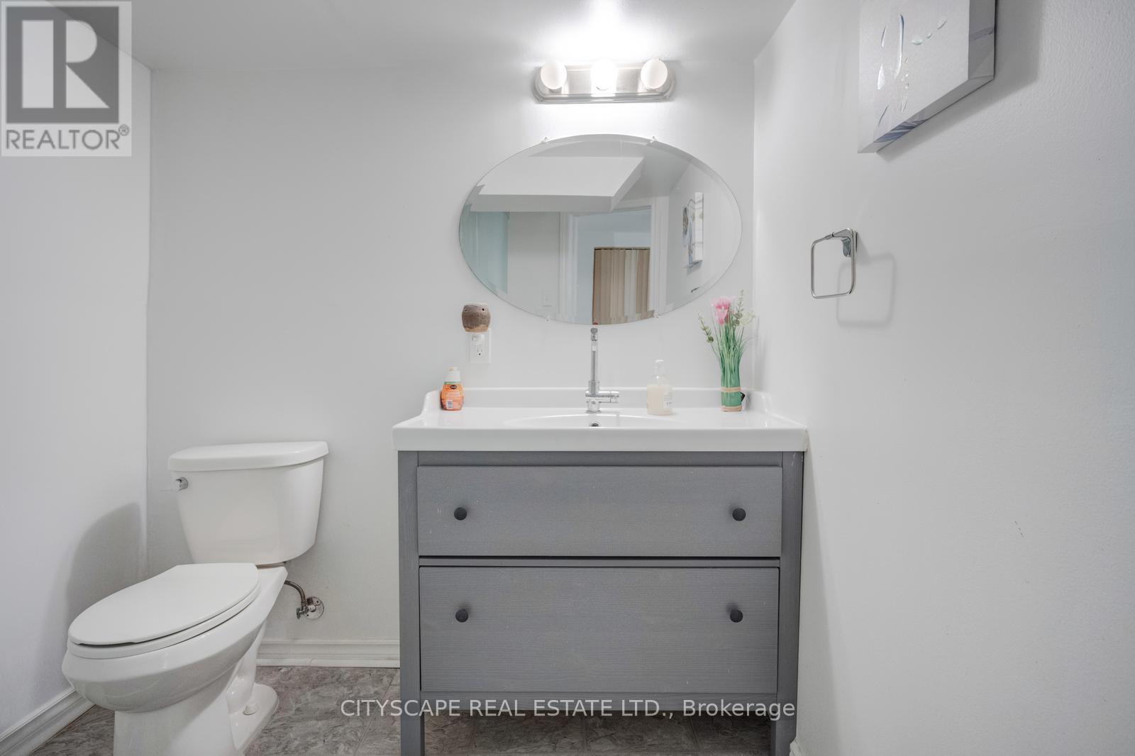 301 Kingsbridge Garden, Mississauga, ON