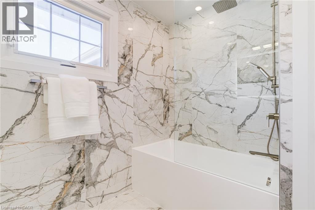 Bathroom - 1320 Monmouth Drive, Burlington, ON