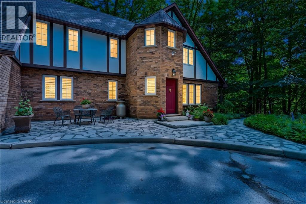 110 Grand Ridge Drive, Cambridge, ON