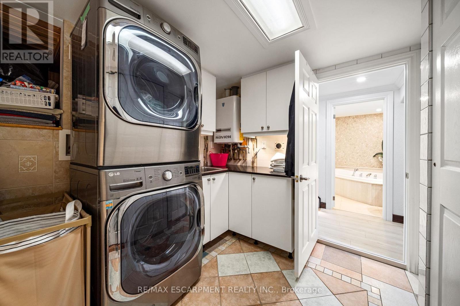 1045 Bloor Street, Mississauga, ON