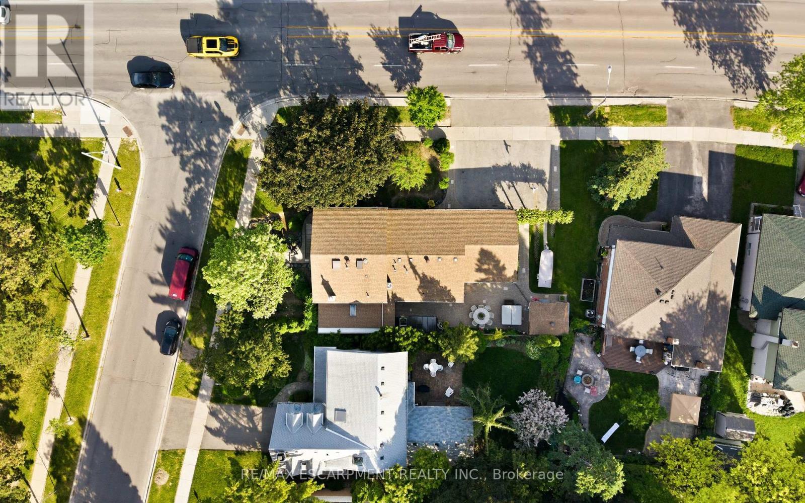 1045 Bloor Street, Mississauga, ON