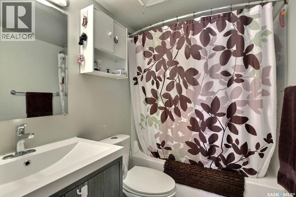 208 Gore Place, Regina, SK