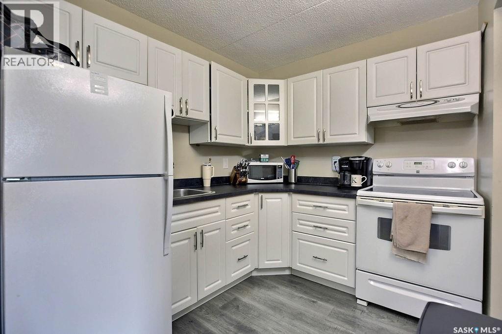 208 Gore Place, Regina, SK