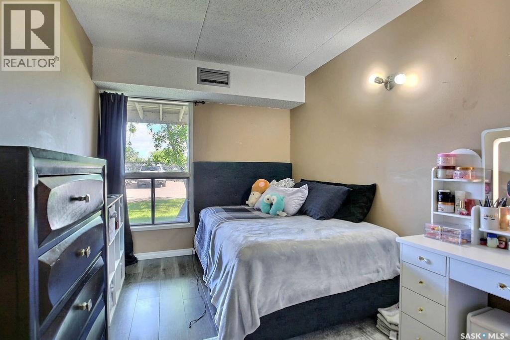 208 Gore Place, Regina, SK