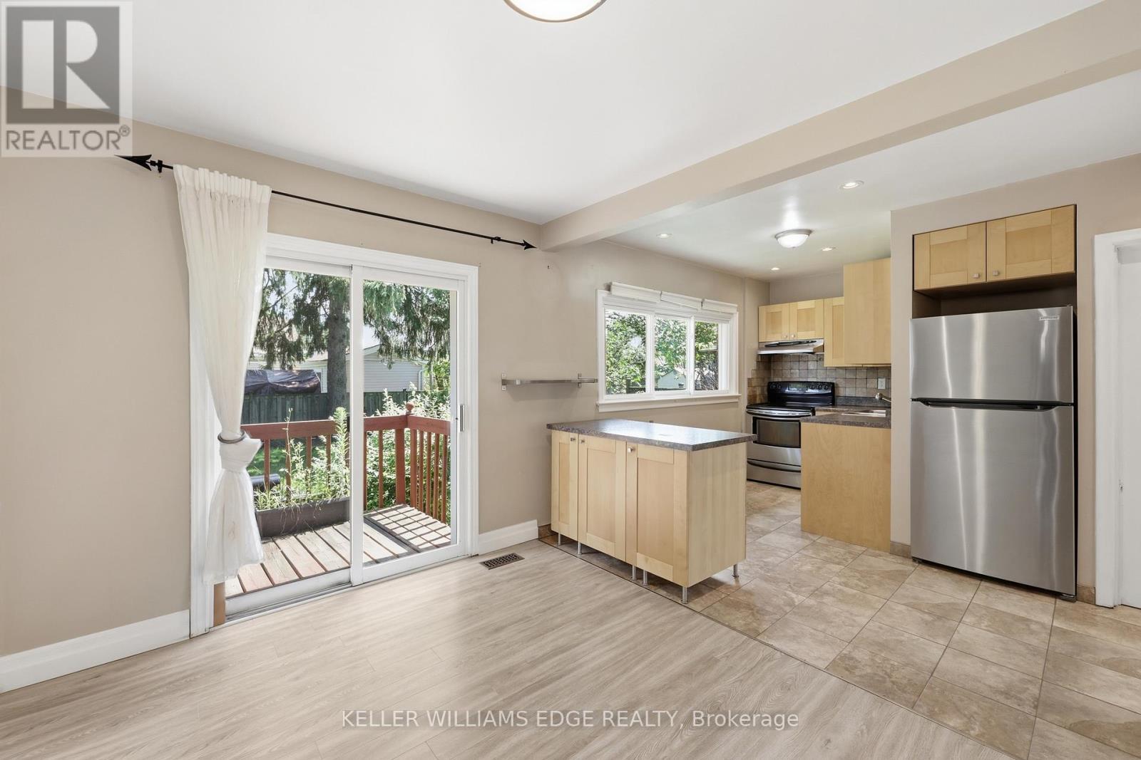 21 Sheridan Lane, Hamilton, ON