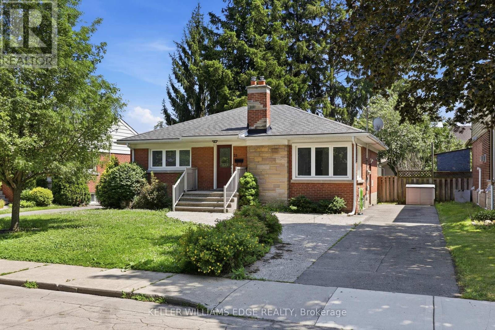 21 Sheridan Lane, Hamilton, ON