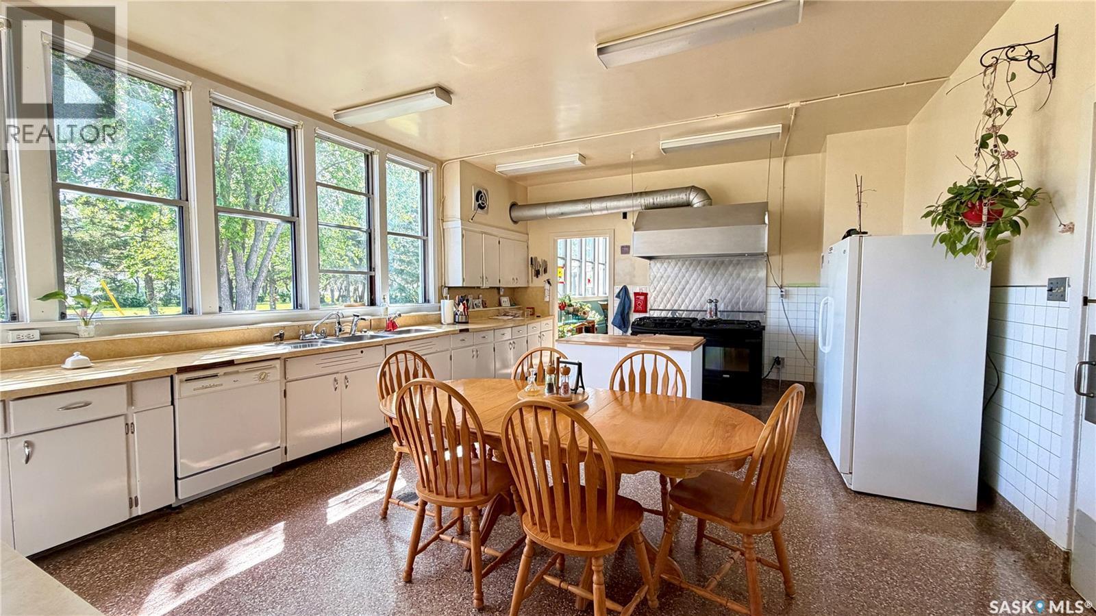 700 Government Road, Davidson, SK