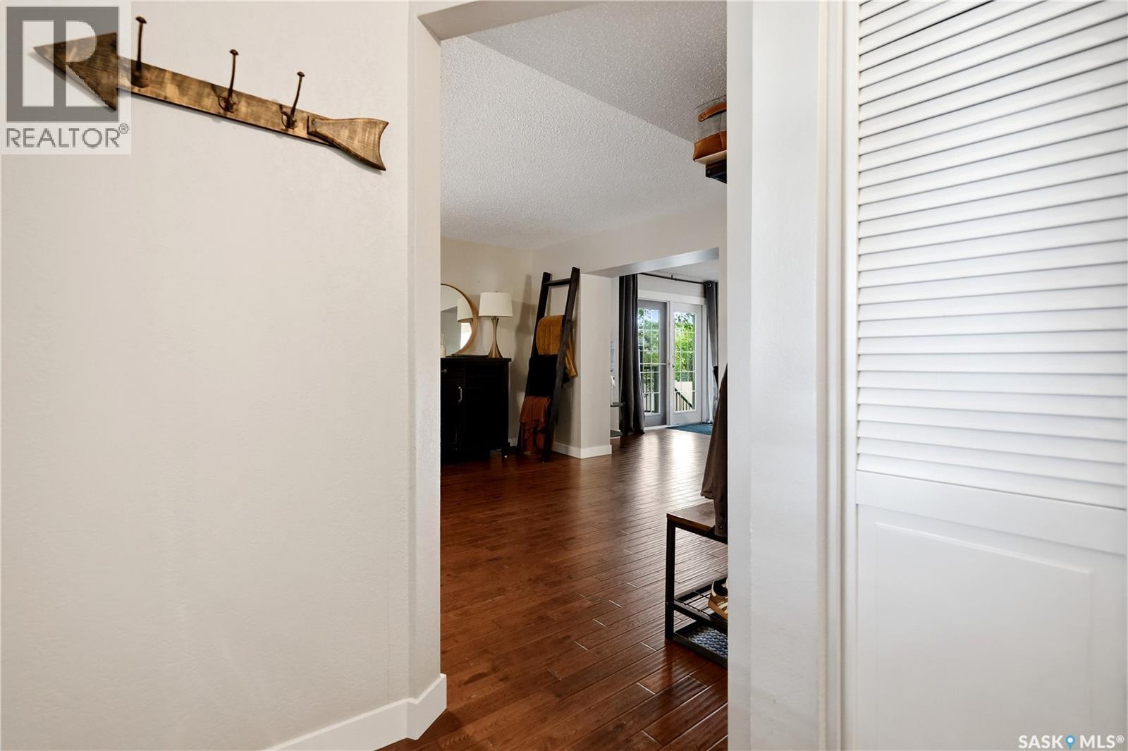1054 Clifton Avenue, Moose Jaw, SK