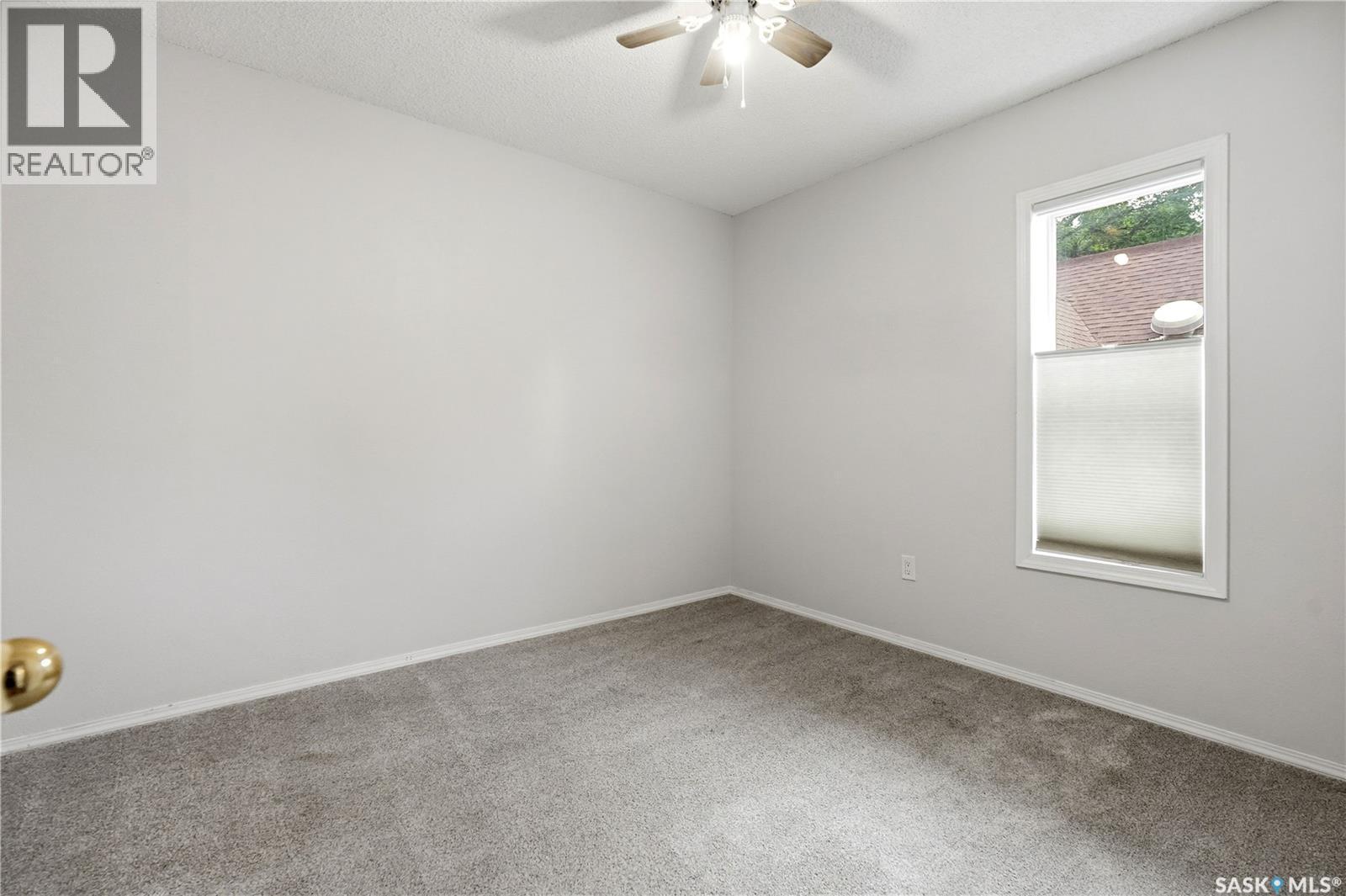 1054 Clifton Avenue, Moose Jaw, SK