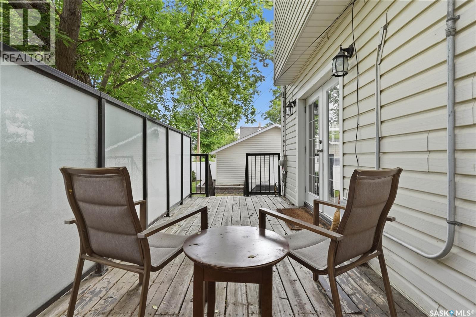 1054 Clifton Avenue, Moose Jaw, SK