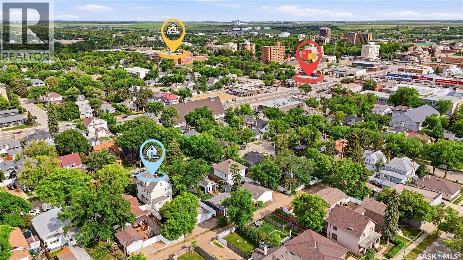 1054 Clifton Avenue, Moose Jaw, SK