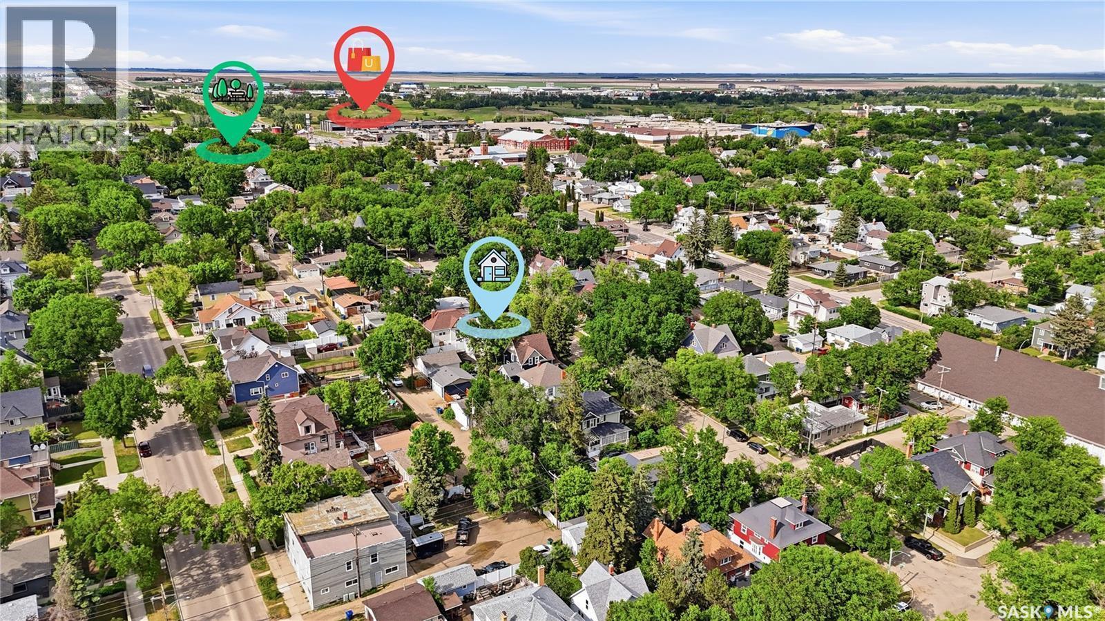 1054 Clifton Avenue, Moose Jaw, SK