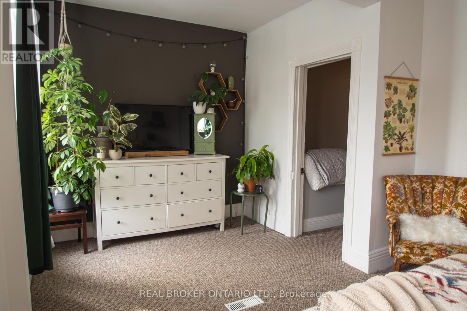 132 Grant Avenue, Hamilton, ON