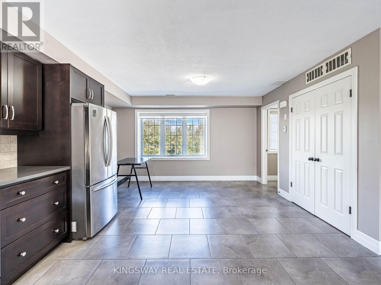 15 - 275 Old Huron Road E, Kitchener, ON