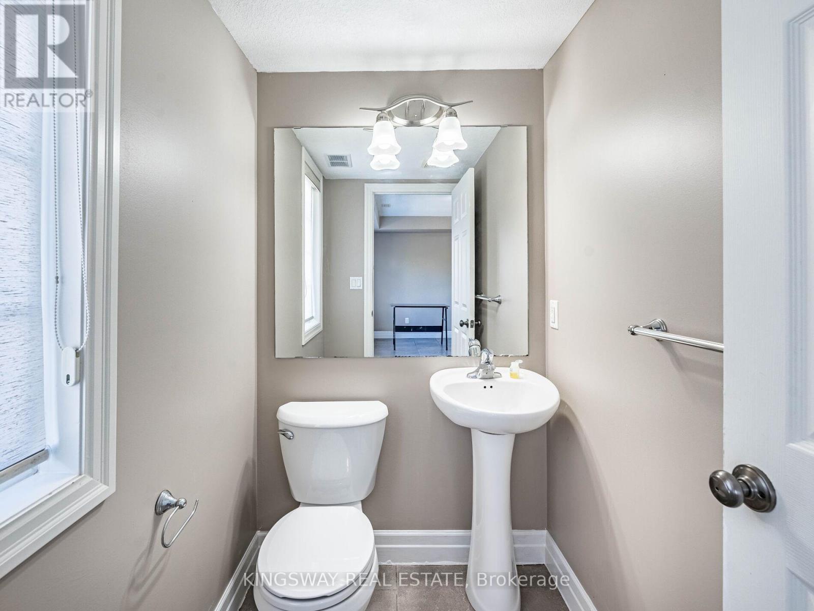 15 - 275 Old Huron Road E, Kitchener, ON