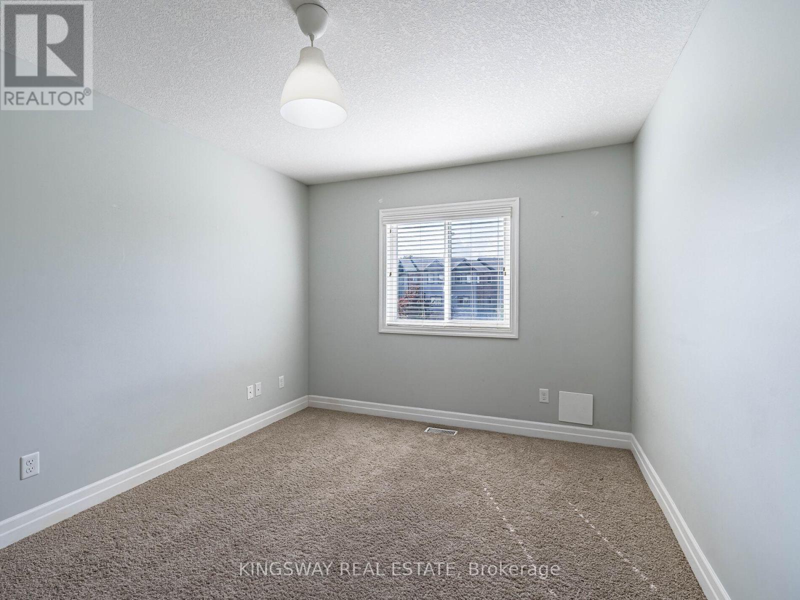 15 - 275 Old Huron Road E, Kitchener, ON