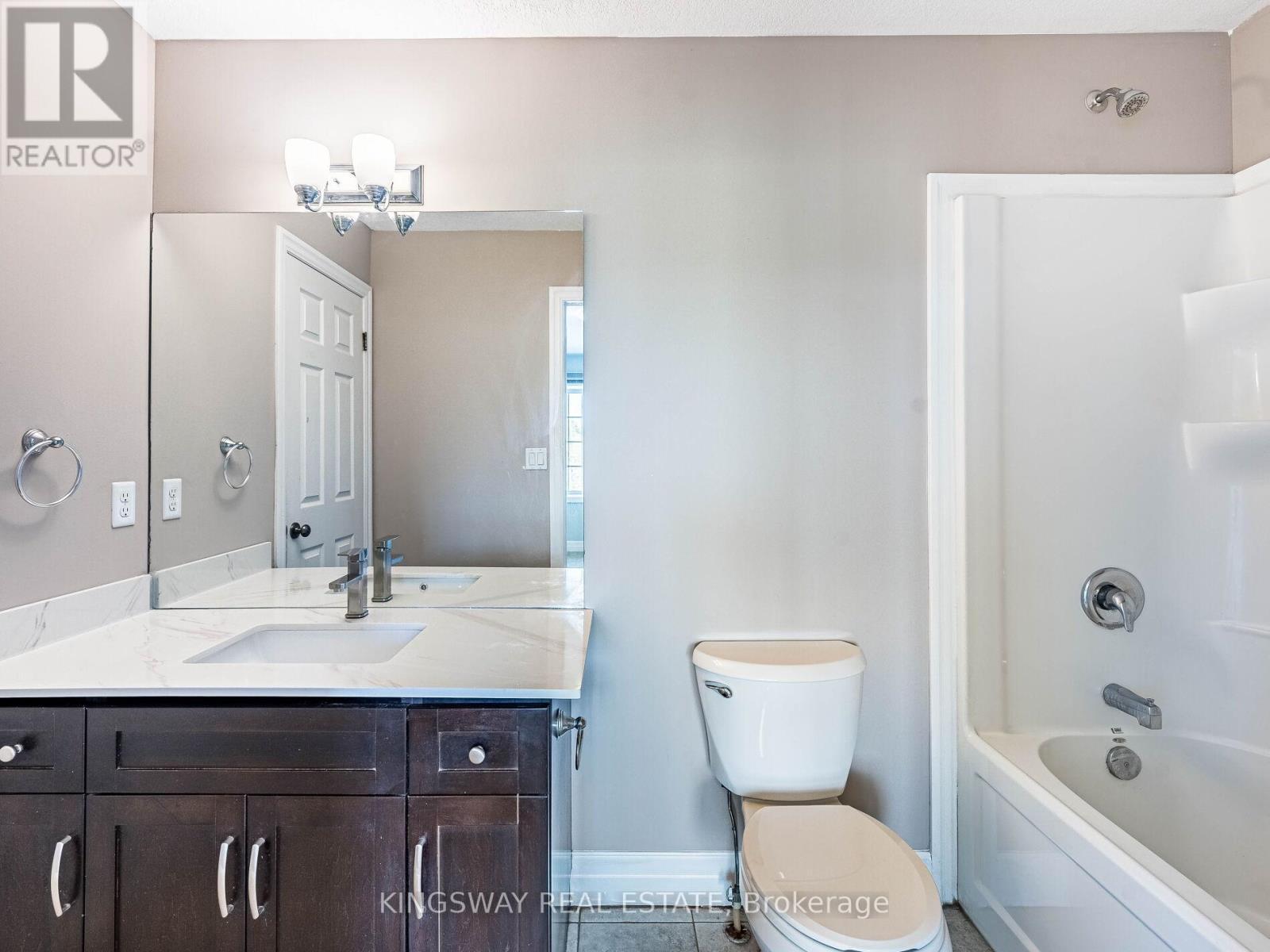 15 - 275 Old Huron Road E, Kitchener, ON