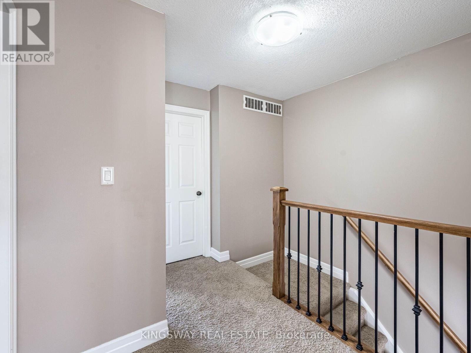15 - 275 Old Huron Road E, Kitchener, ON