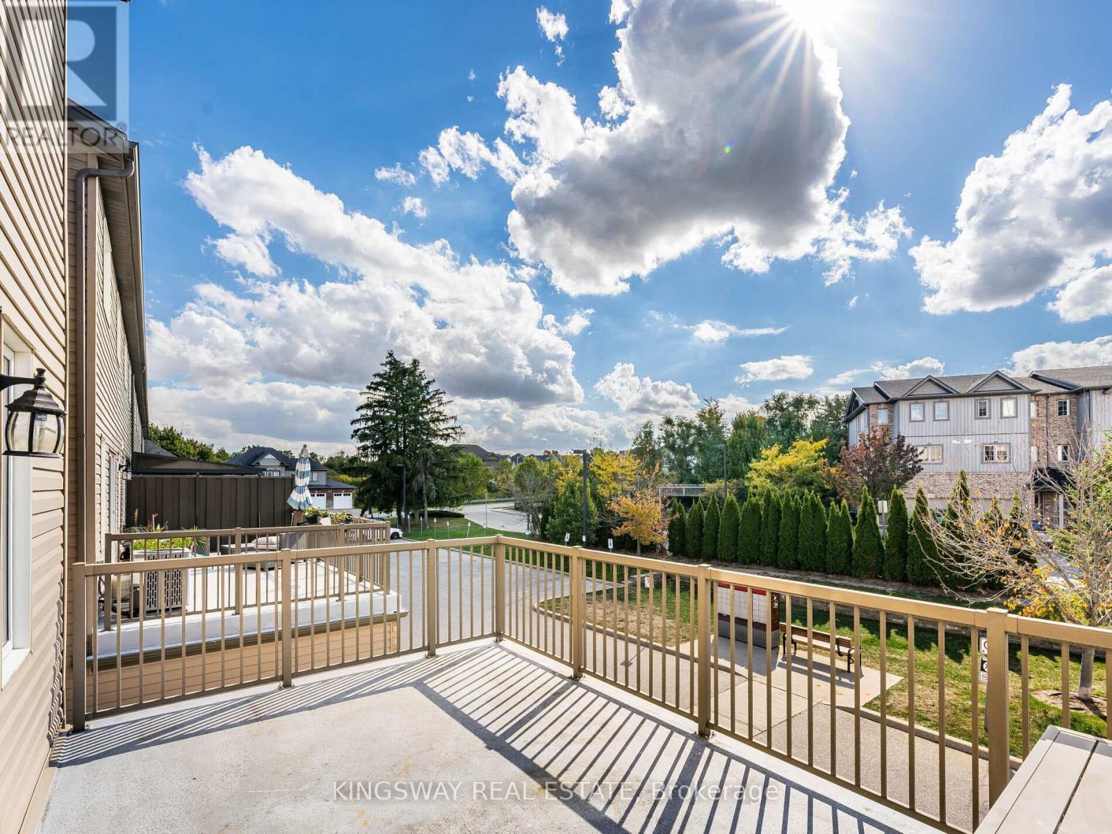 15 - 275 Old Huron Road E, Kitchener, ON