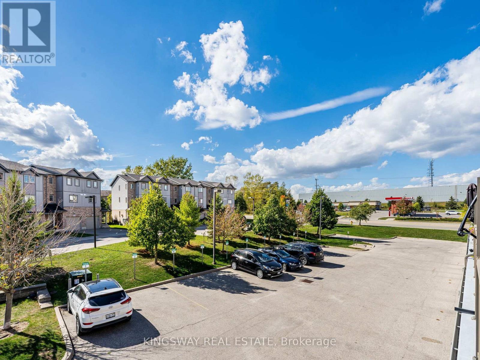 15 - 275 Old Huron Road E, Kitchener, ON