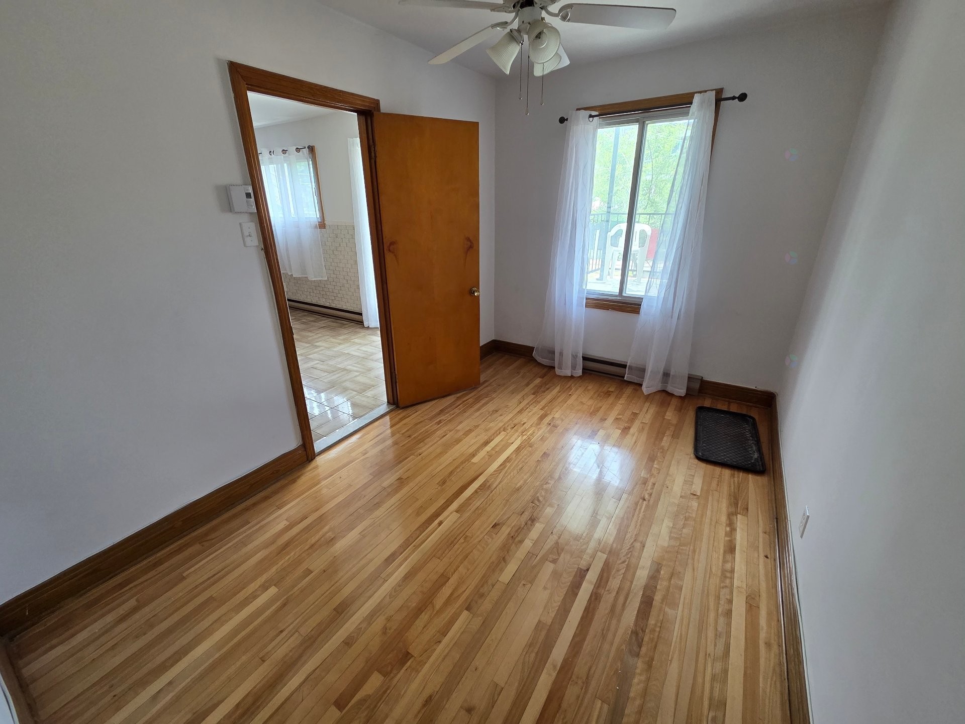Chambre à coucher - 1-8008 Rue Chabot, Montréal (Villeray/Saint-Michel/Parc-Extension), QC