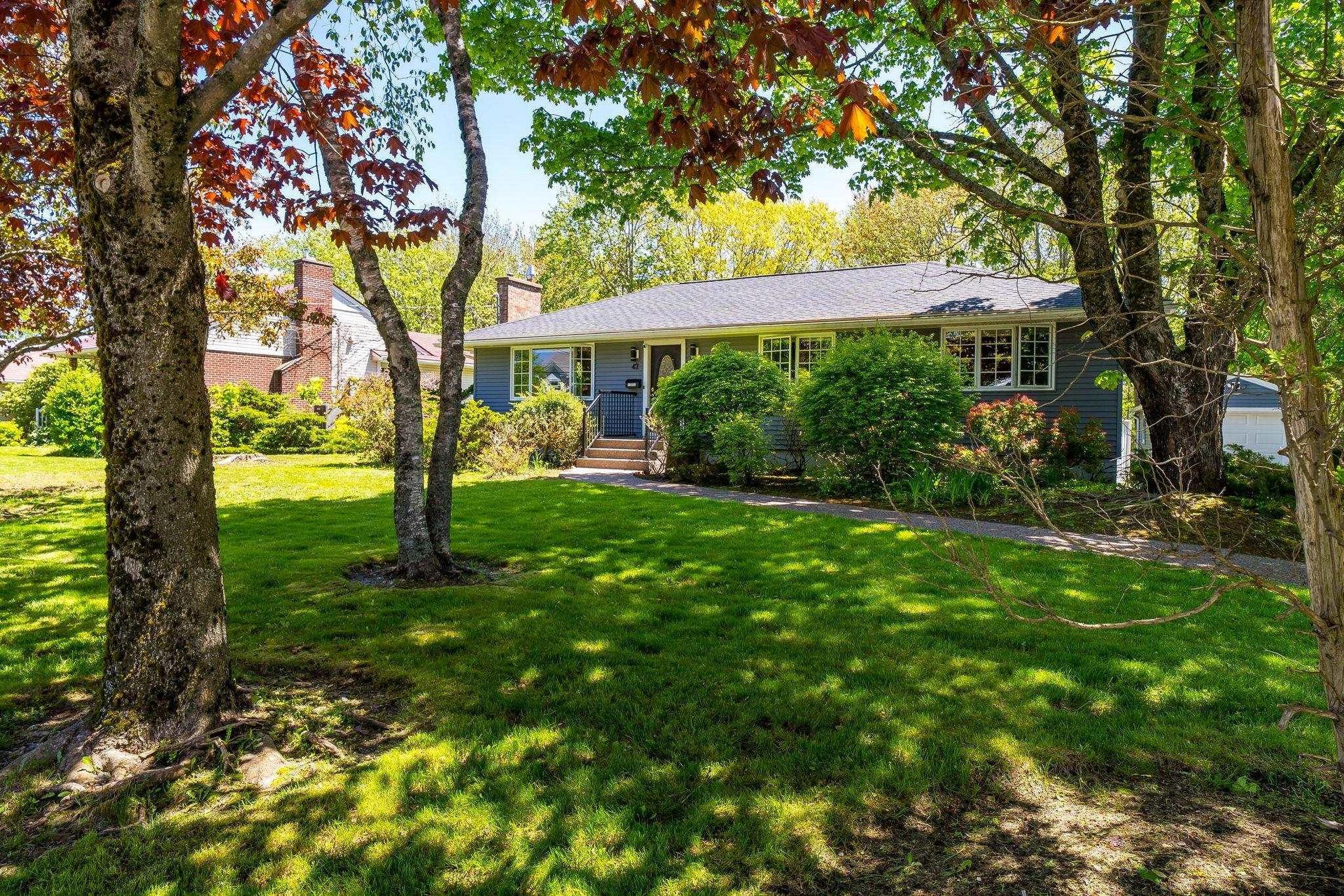 42 Castle Hill Drive, Halifax, NS