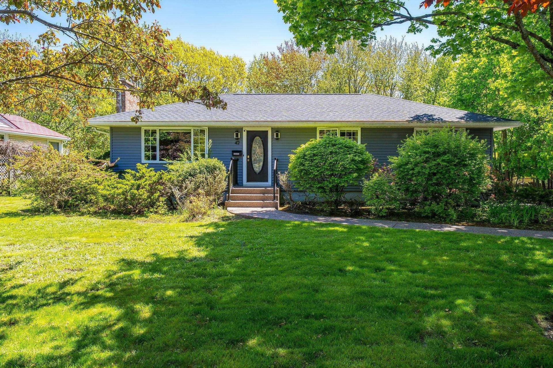 42 Castle Hill Drive, Halifax, NS