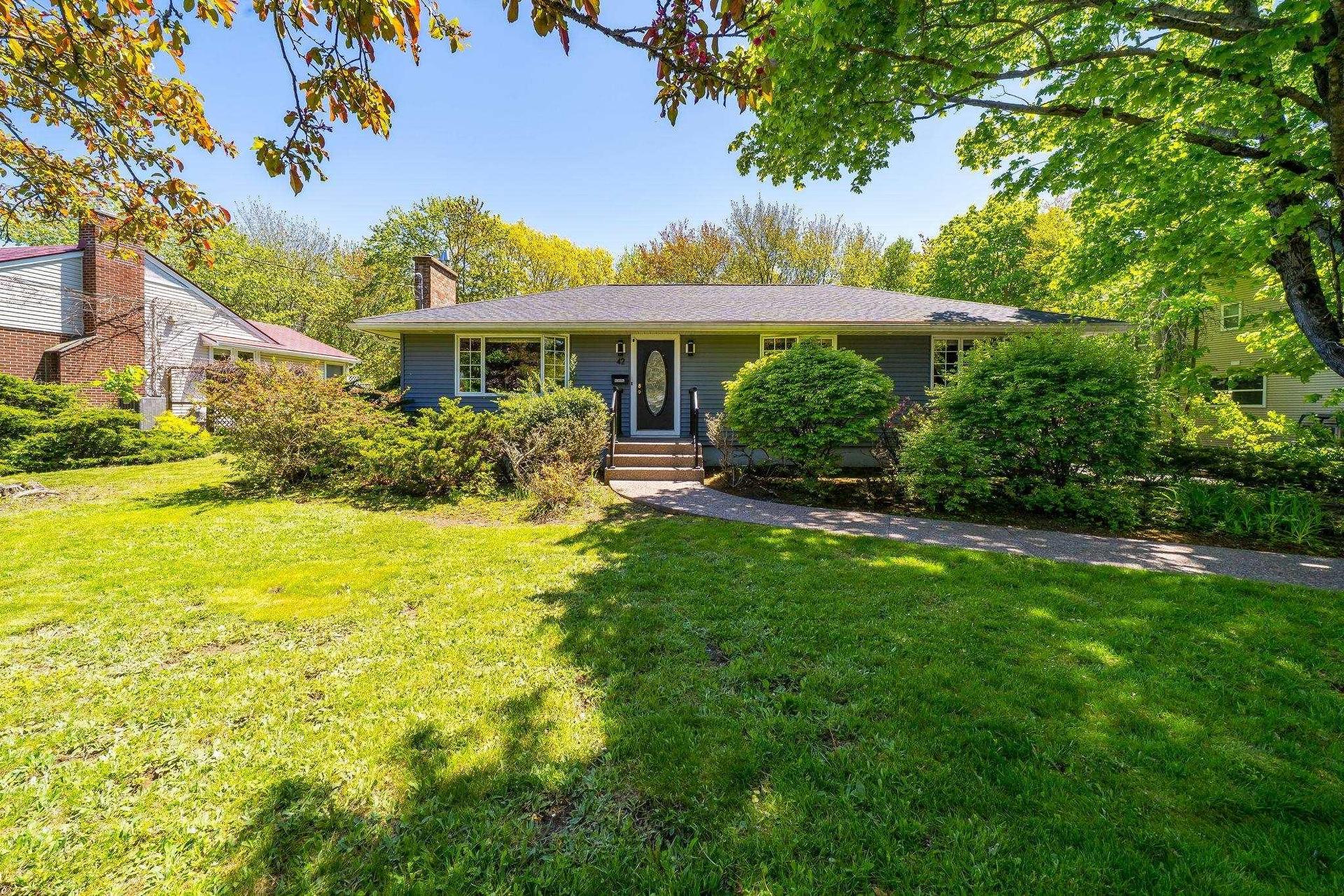 42 Castle Hill Drive, Halifax, NS